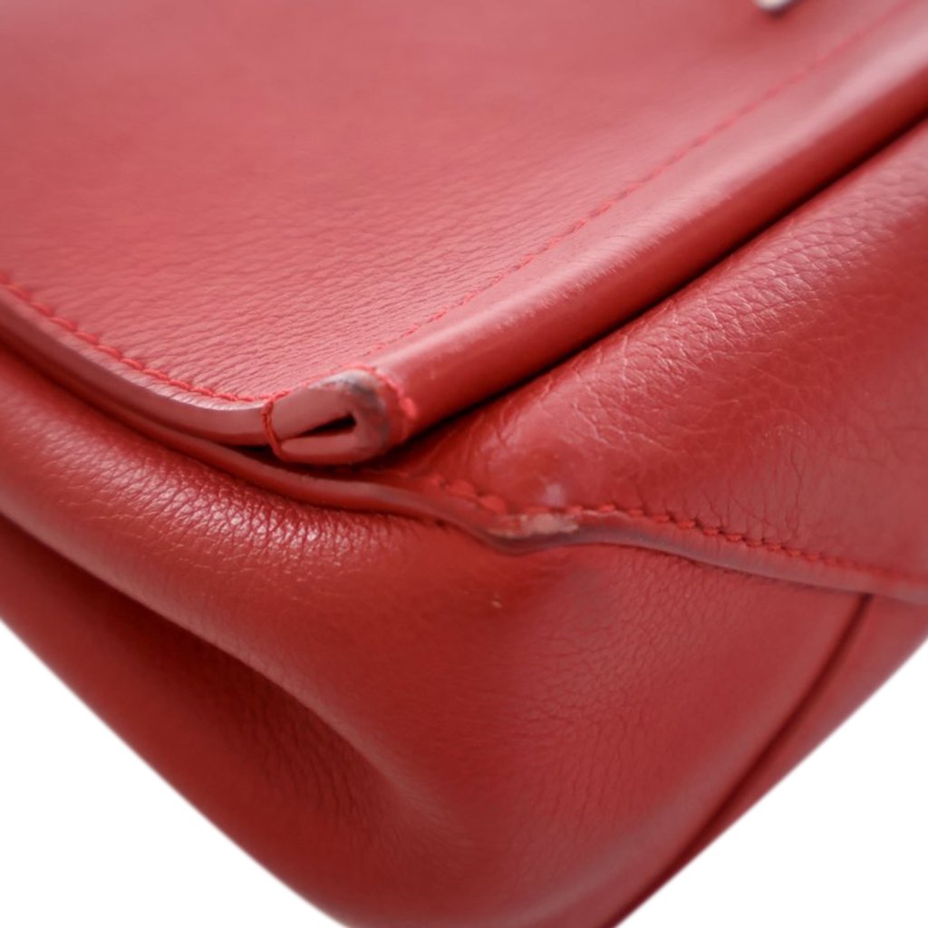 Louis Vuitton Leather Lockme II BB - Image 11