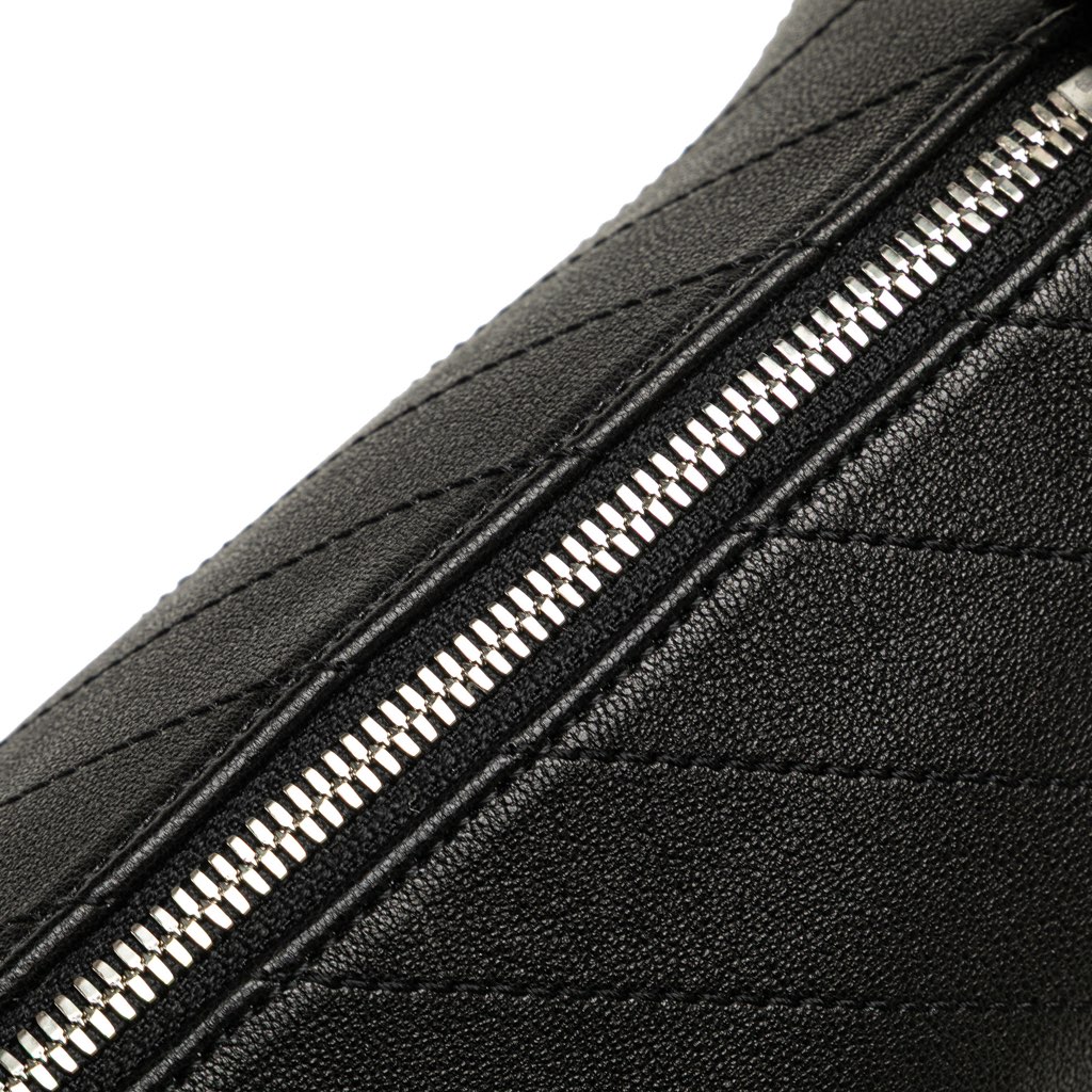 Gucci Mini Leather Blondie Barrel Shoulder Bag - Detail 2