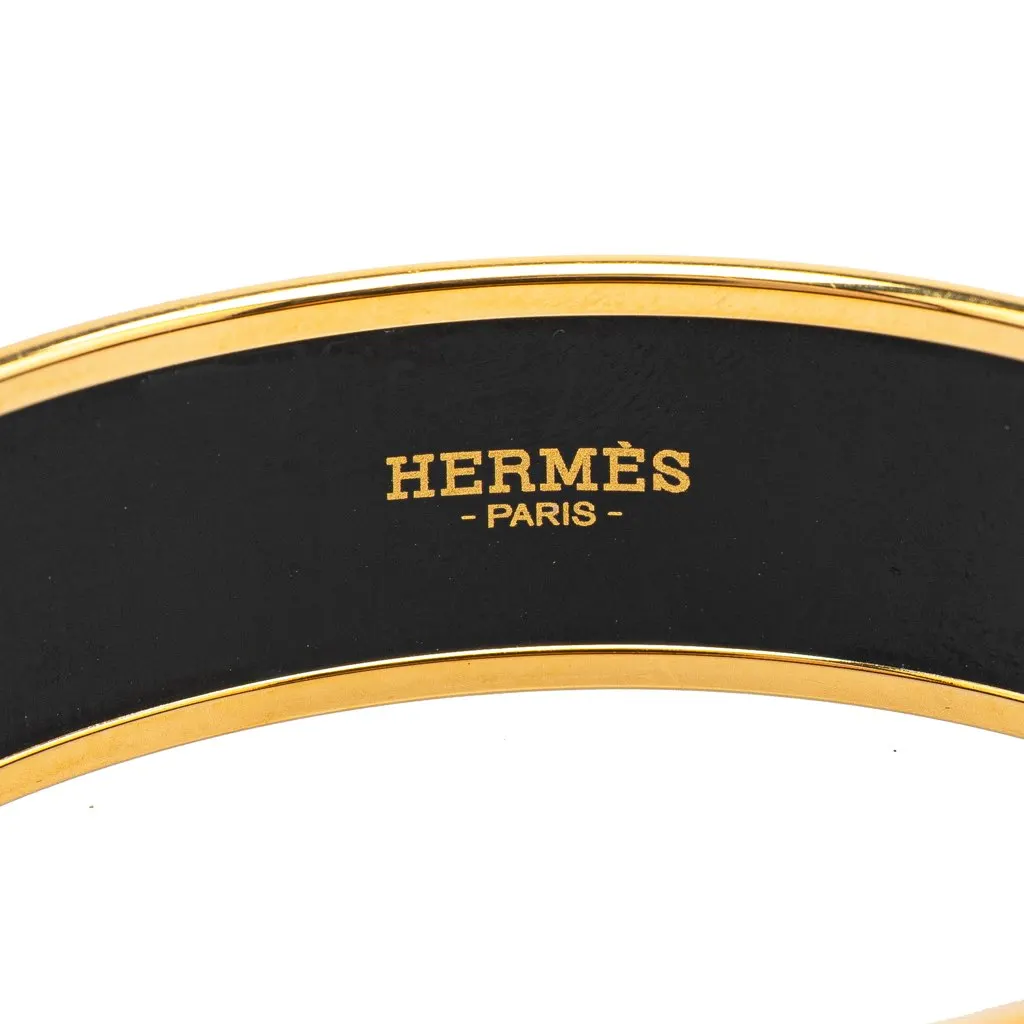 Hermès Wide Balcons du Guadalquivir Enamel Bangle 62 White Good - Model View