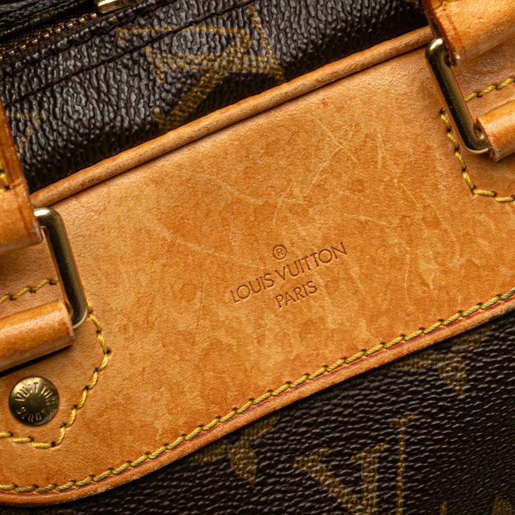 Louis Vuitton Monogram Excursion - Image 10