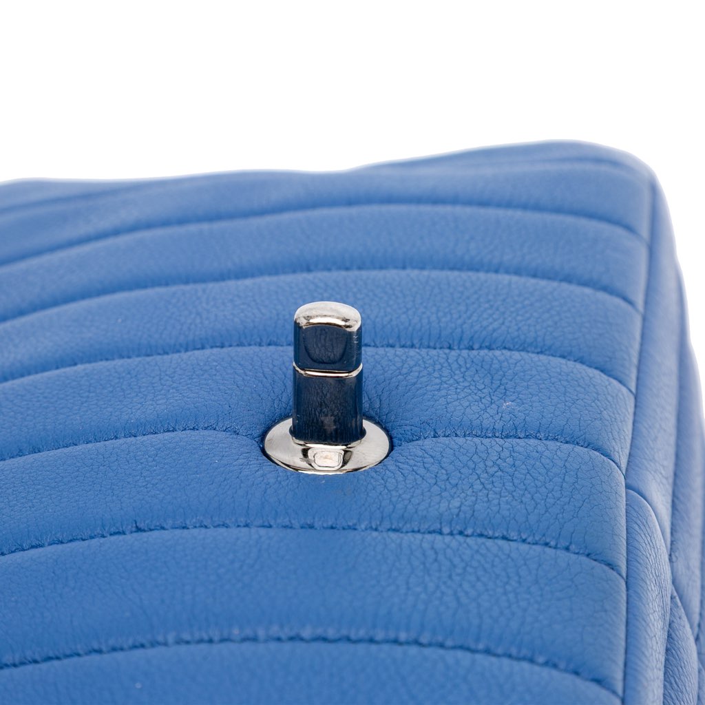 Chanel CC Quilted Calfskin Multi Chain Flap - Image 10