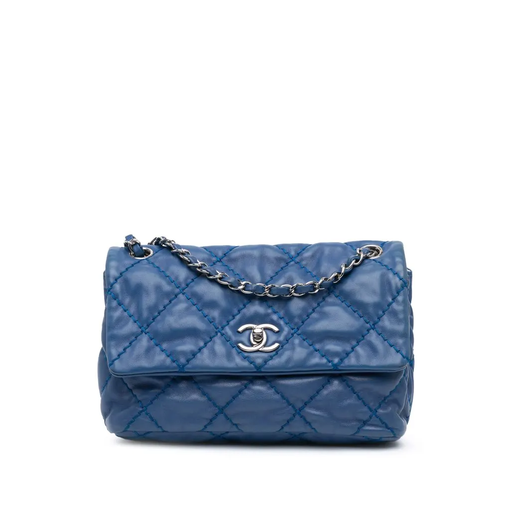 Chanel Small Calfskin Love Me Tender Flap Blue Leather Very good - Front View