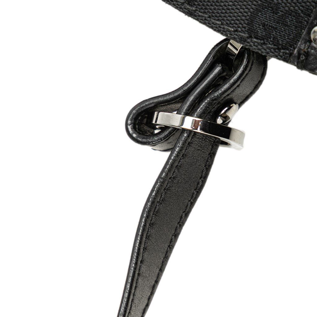 Gucci GG Canvas Shoulder Bag - Image 13