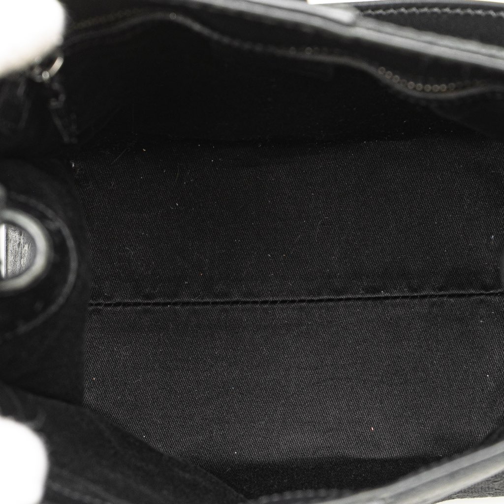 Gucci GG Canvas Shoulder Bag - 4