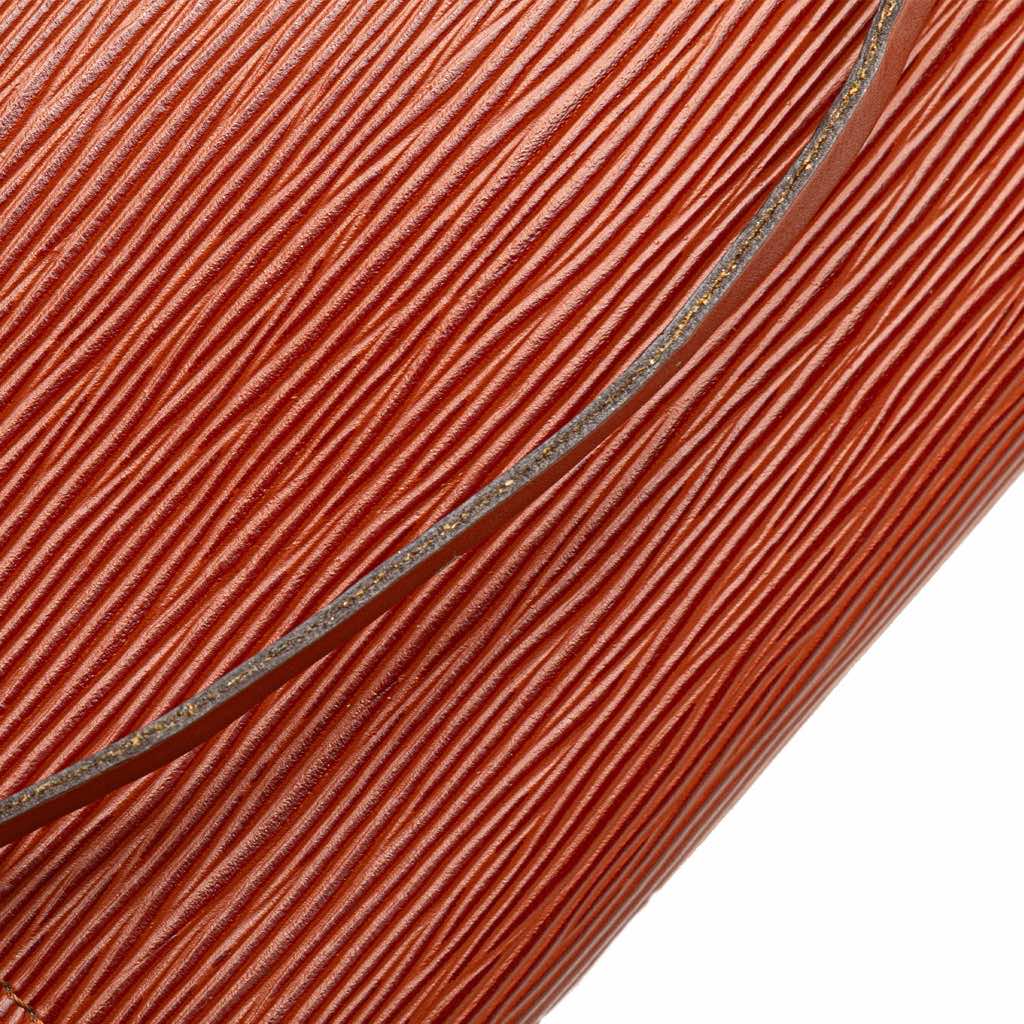 Louis Vuitton Epi Pochette Accessoires - Detail 2