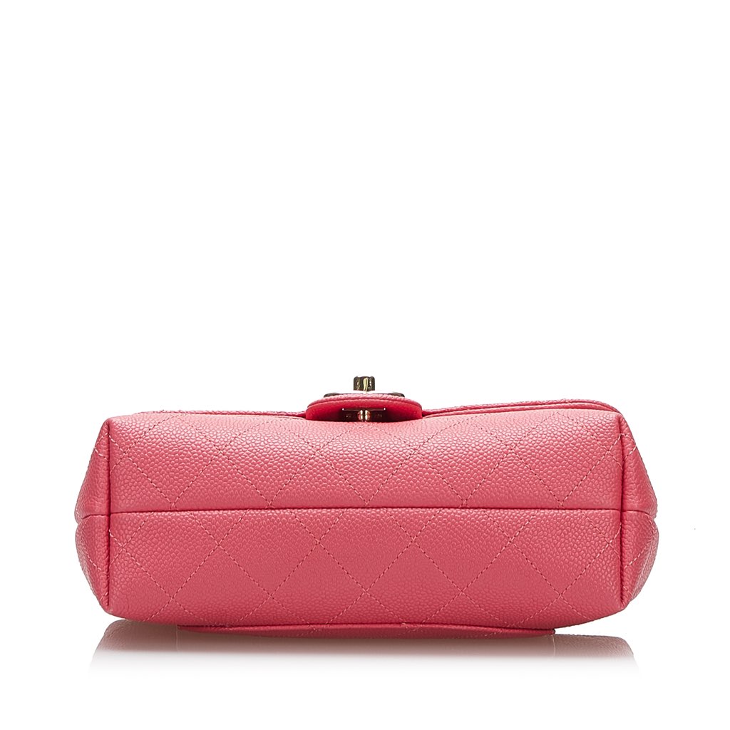 Chanel Caviar City Walk - 4