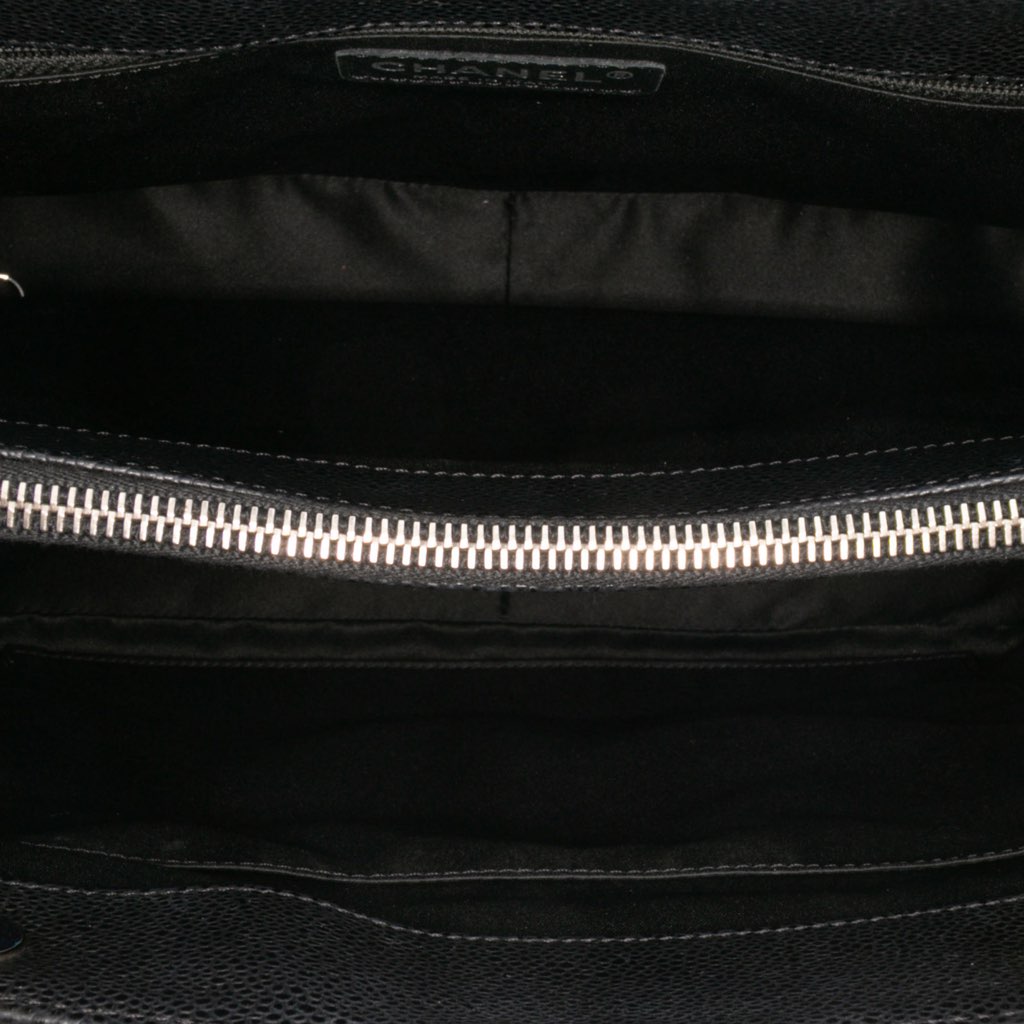 Chanel Caviar Grand Shopping Tote - 4