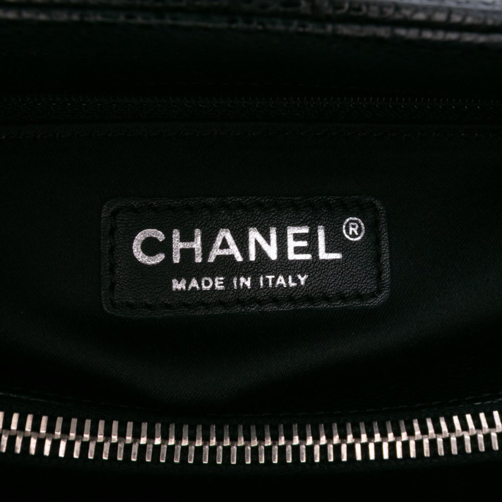 Chanel Caviar Grand Shopping Tote - 5