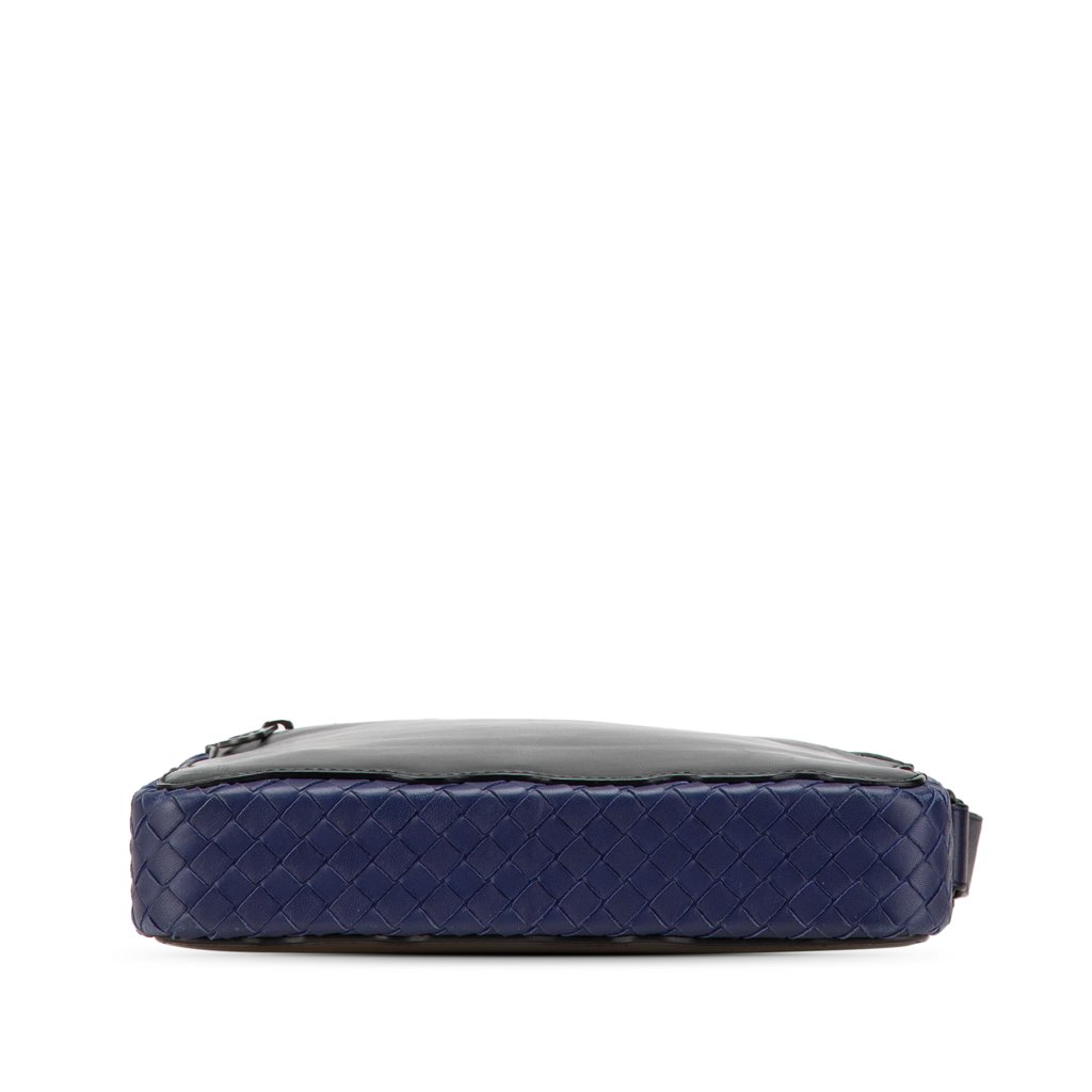 Bottega Veneta Intrecciato Trimmed Leather Crossbody - Image 6