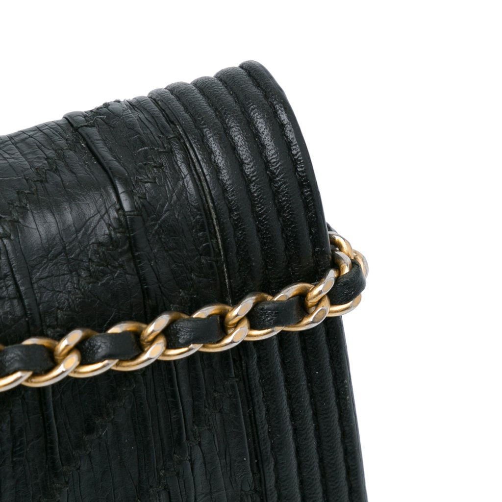 Chanel Pleated Crumpled Chevron Le Boy Wallet On Chain - Image 15