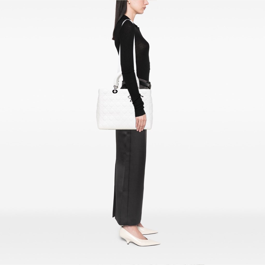 Dior Large Lambskin Cannage Lady Dior - Image 12