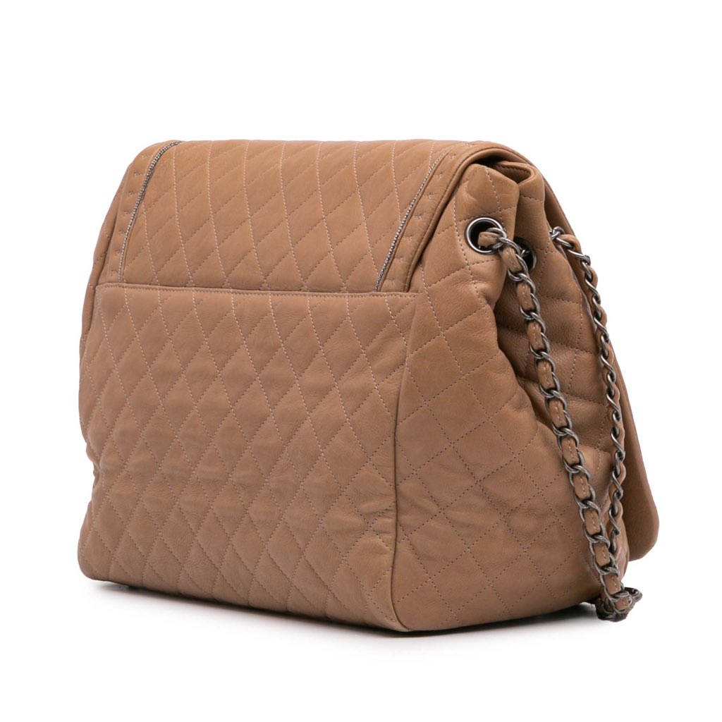 Chanel Large Quilted Calfskin Istanbul Accordion Flap - Back view