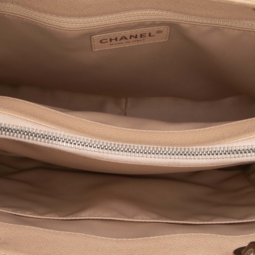 Chanel Caviar Grand Shopping Tote - 4