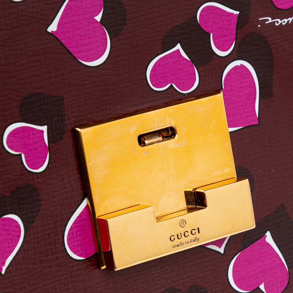 Gucci Leather Heartbeat Clutch - Image 11