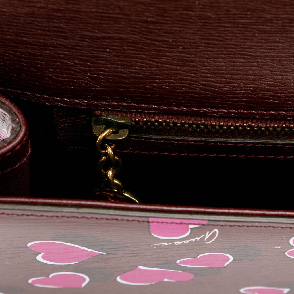 Gucci Leather Heartbeat Clutch - Image 12