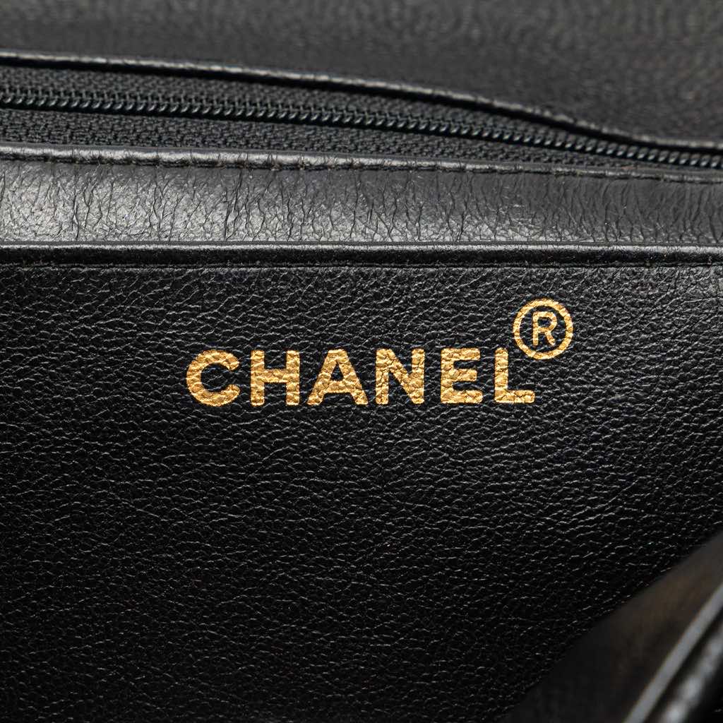 Chanel Jumbo XL Caviar Mademoiselle Flap - Detail 1
