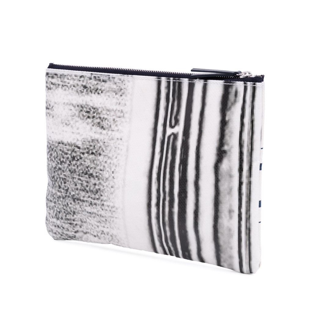 Dior Limited Edition Bilum Trompe Loeil Canvas 30 Montaigne Pochette - Back view