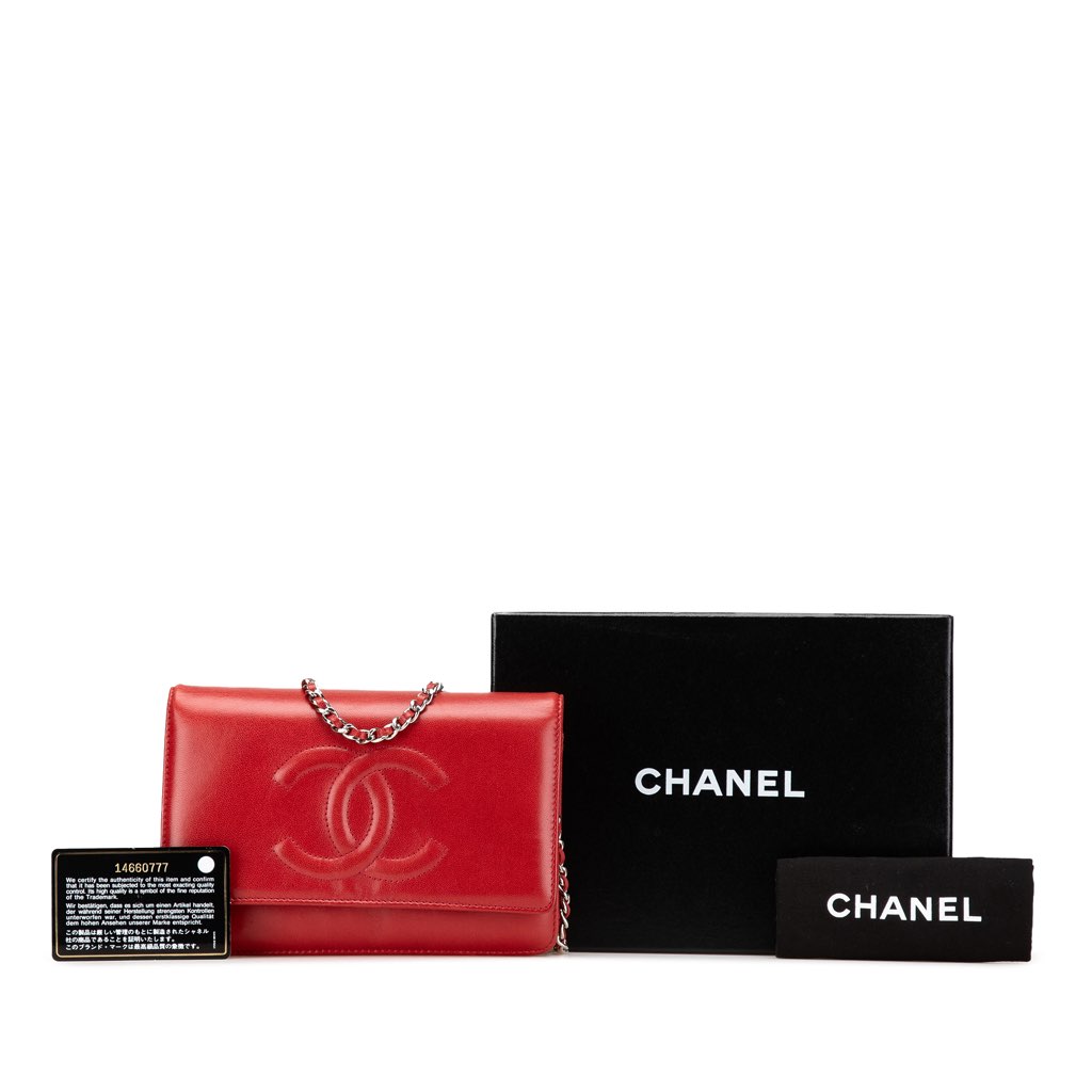 Chanel CC Calfskin Wallet On Chain - Image 16