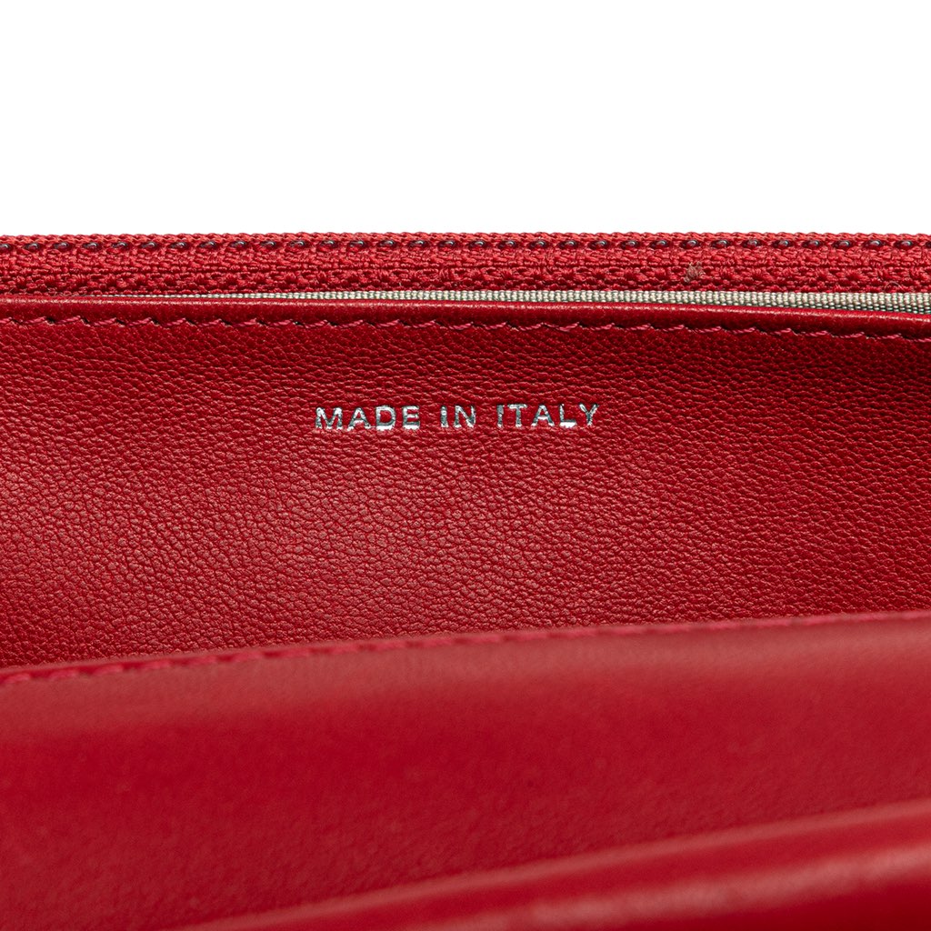 Chanel CC Calfskin Wallet On Chain - Detail 1