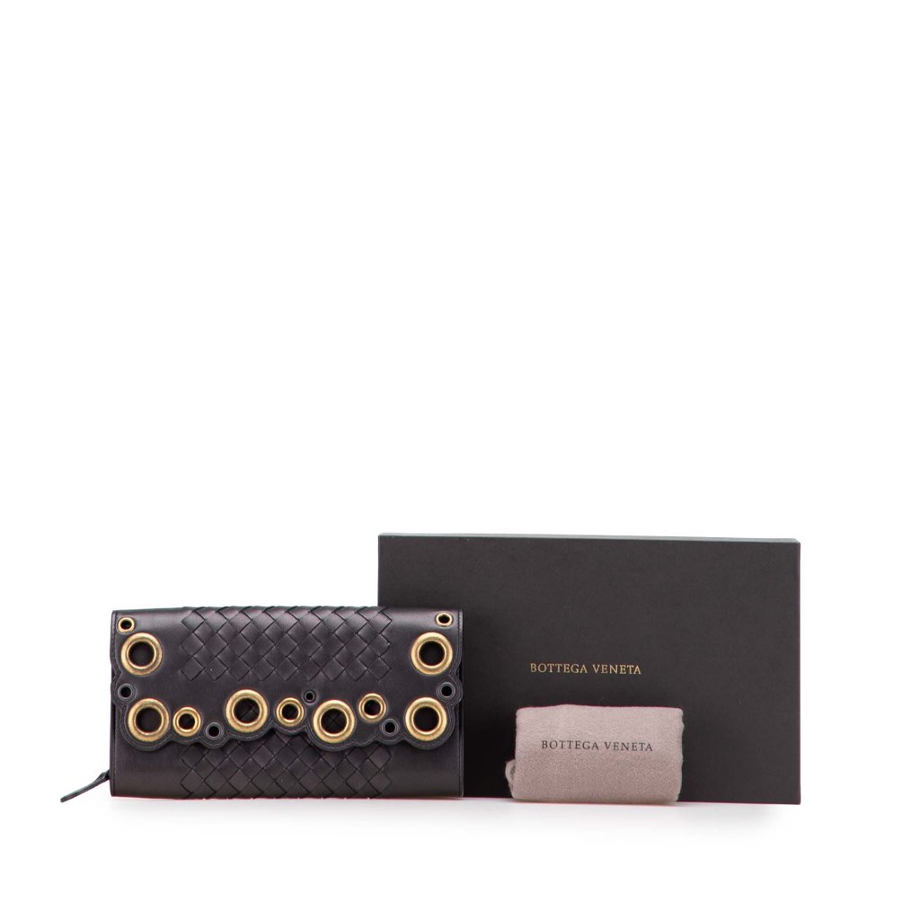 Bottega Veneta Nappa Intrecciato Grommet Scalloped Edge Long Wallet - Image 15