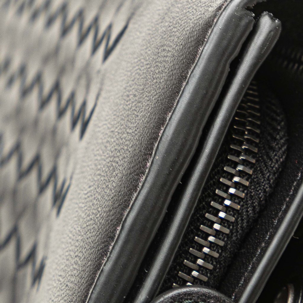 Bottega Veneta Nappa Intrecciato Grommet Scalloped Edge Long Wallet - Image 12