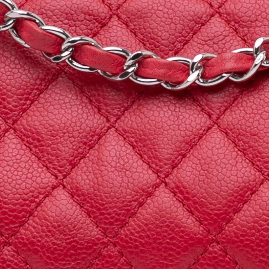 Chanel Medium Classic Caviar Double Flap - Detail 2