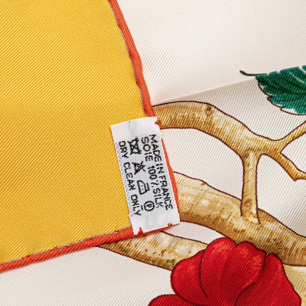 Hermès Au Coeur des Bois Silk Scarf - 3
