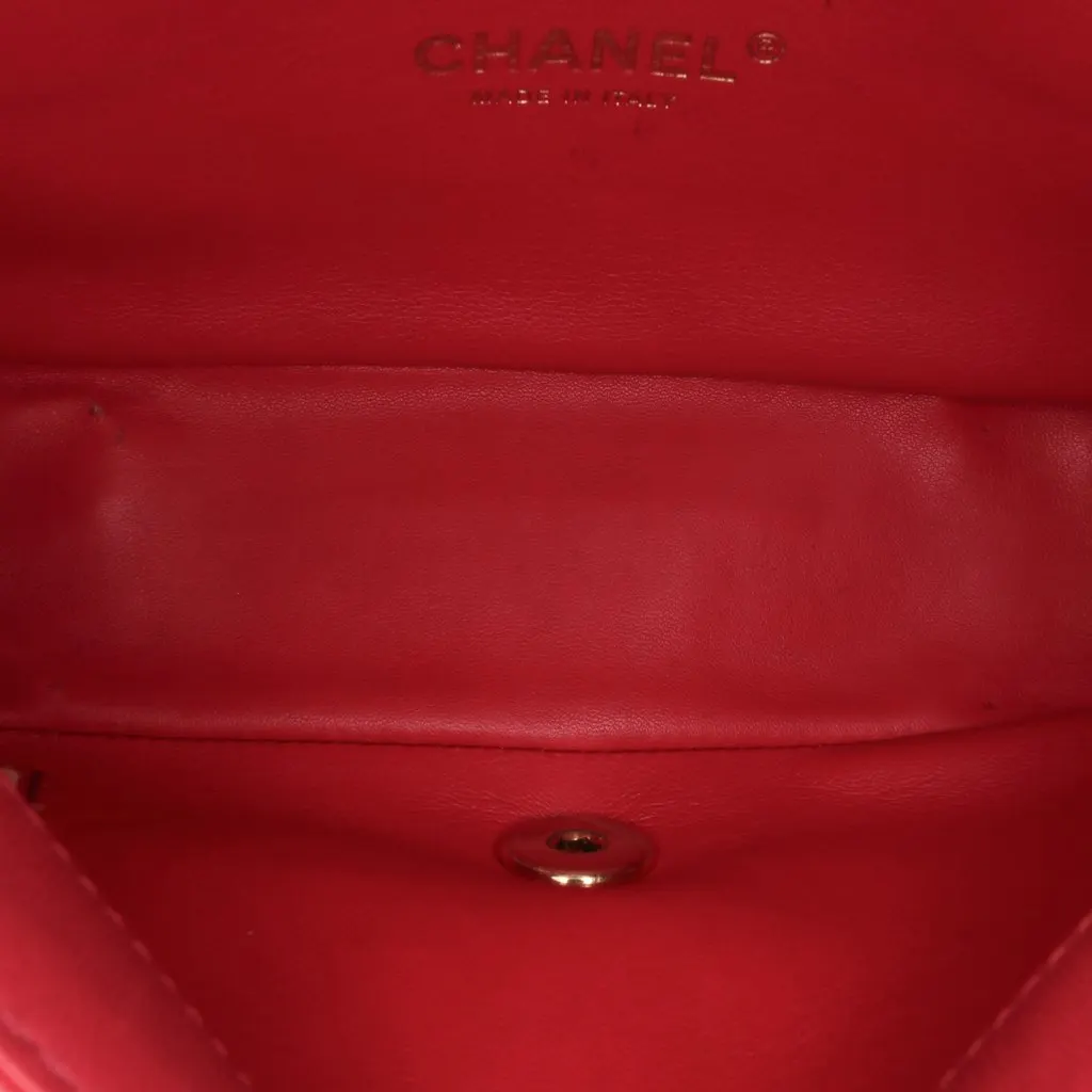 Chanel Mini Quilted Lambskin Carry Chic Flap Pink Leather Good - Model View