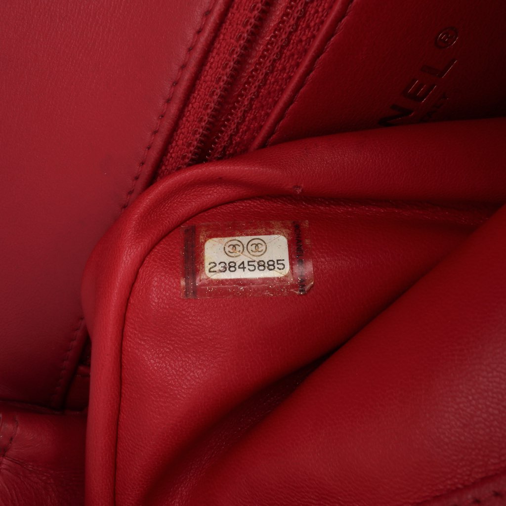 Chanel Mini Quilted Lambskin Carry Chic Flap - Detail 1