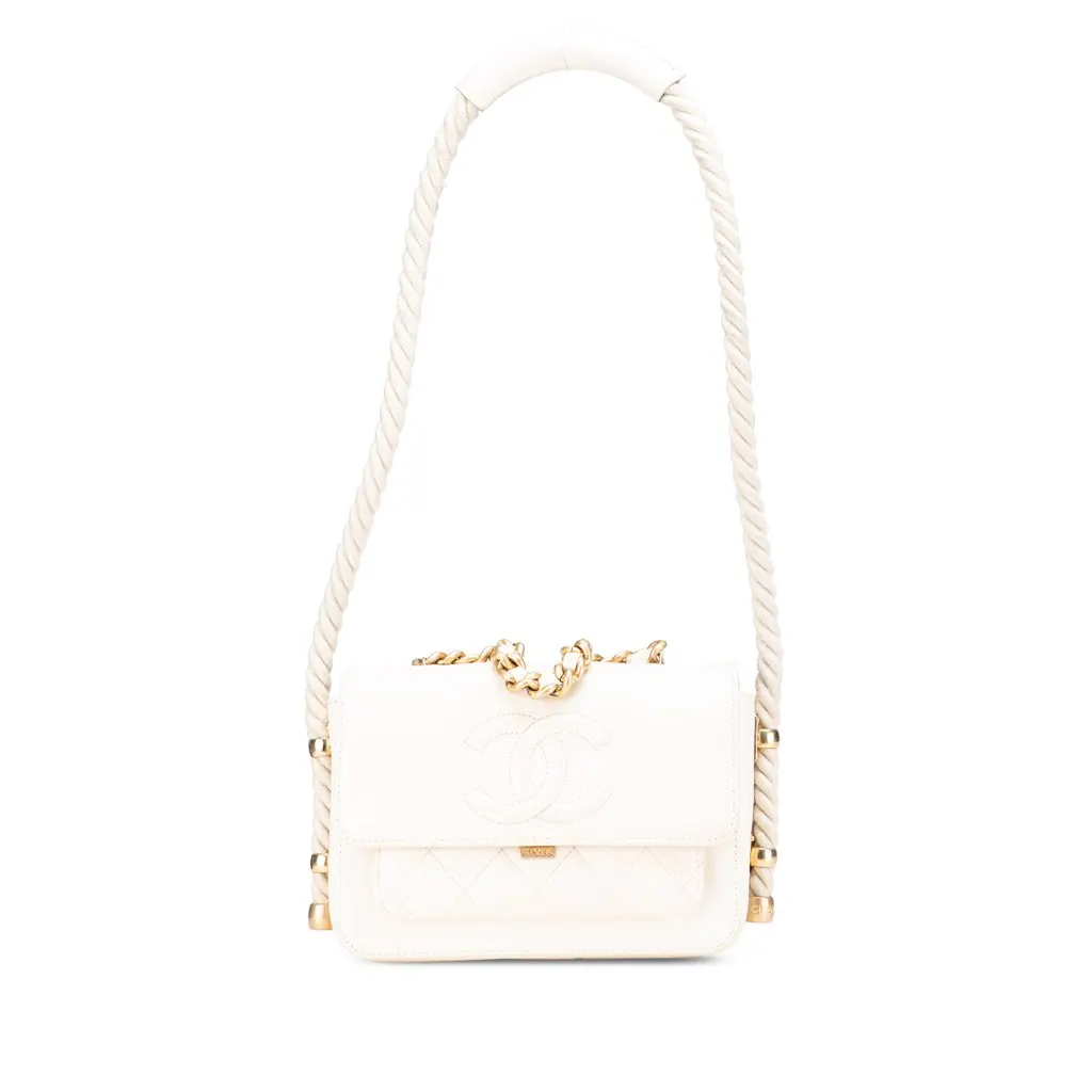 Chanel Crumpled Calfskin En Vogue Rope Flap White Leather Very good - Front View