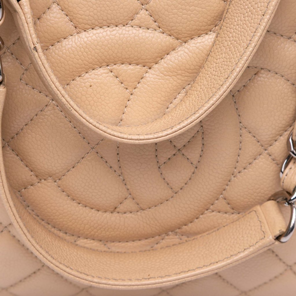 Chanel Caviar Grand Shopping Tote - Image 12