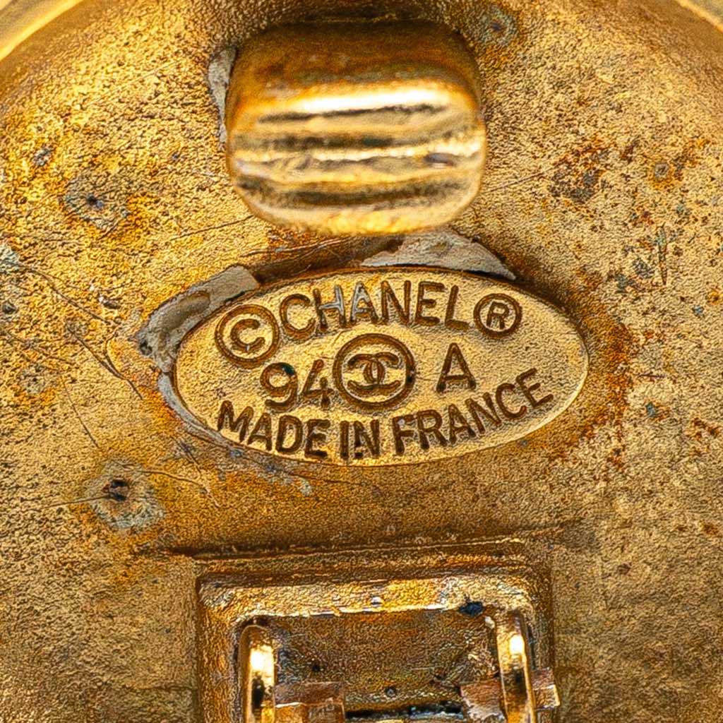 Chanel Gold Plated CC Round Clip On Earrings - 3