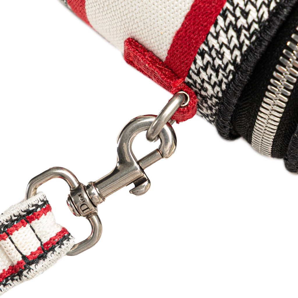 Dior Small Canvas Embroidered D Royaume d Amour Diortravel Vanity Case - Image 10