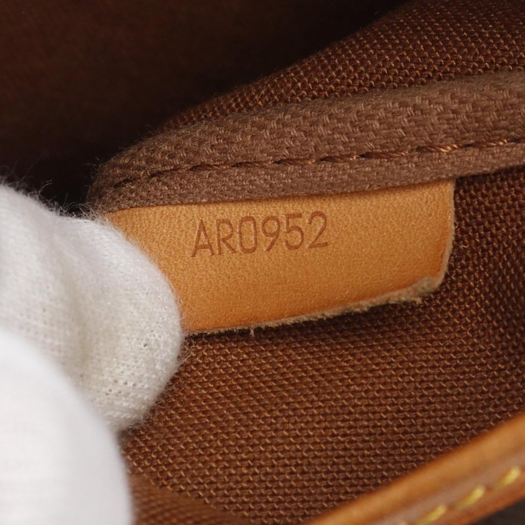 Louis Vuitton Monogram Saumur 35 - 4