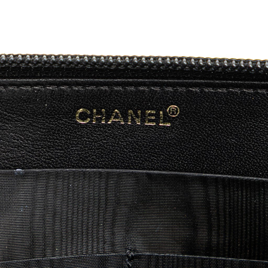 Chanel CC Caviar Zip Around Wallet - 5