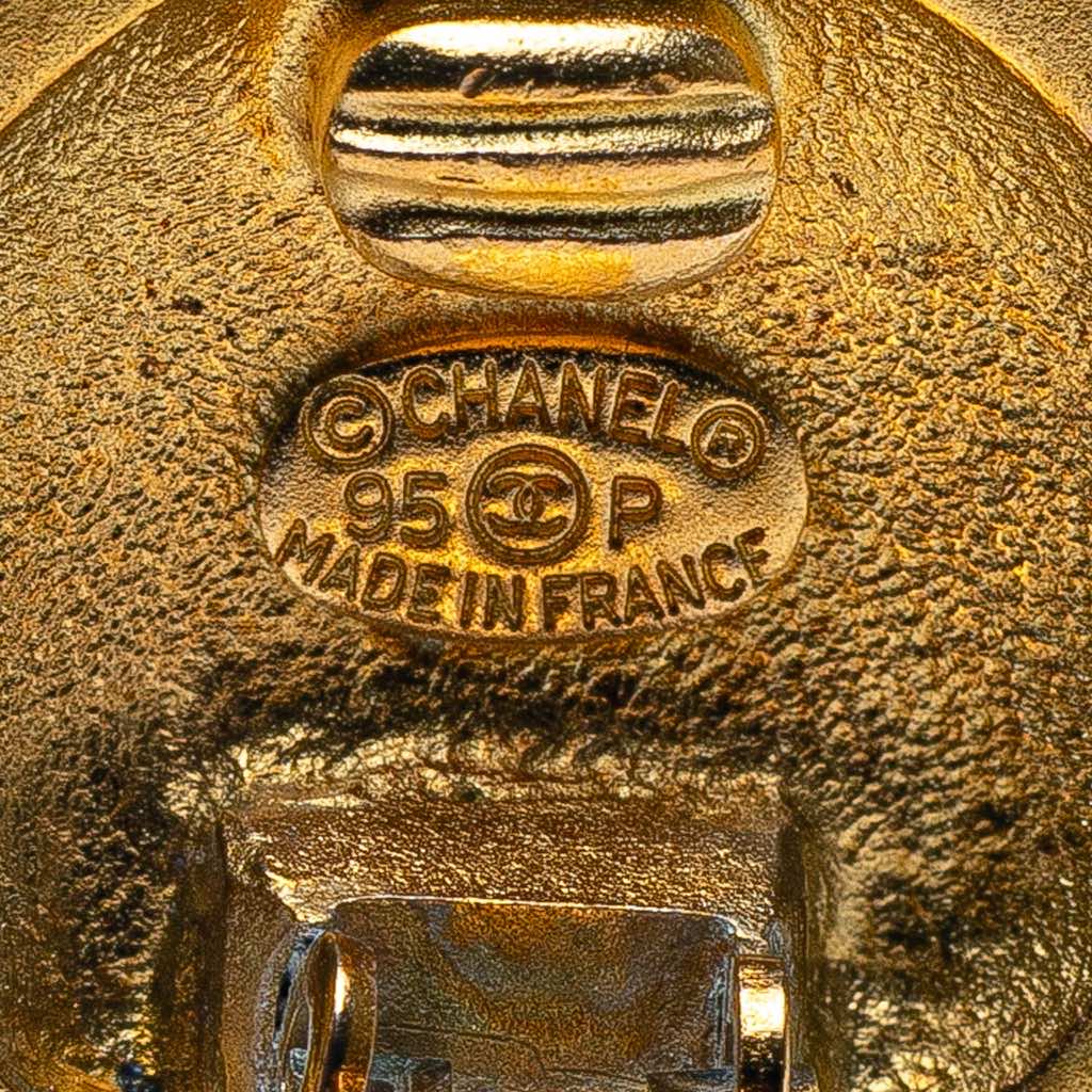 Chanel CC Gold Plated Quilted Button Clip on Earrings - 4