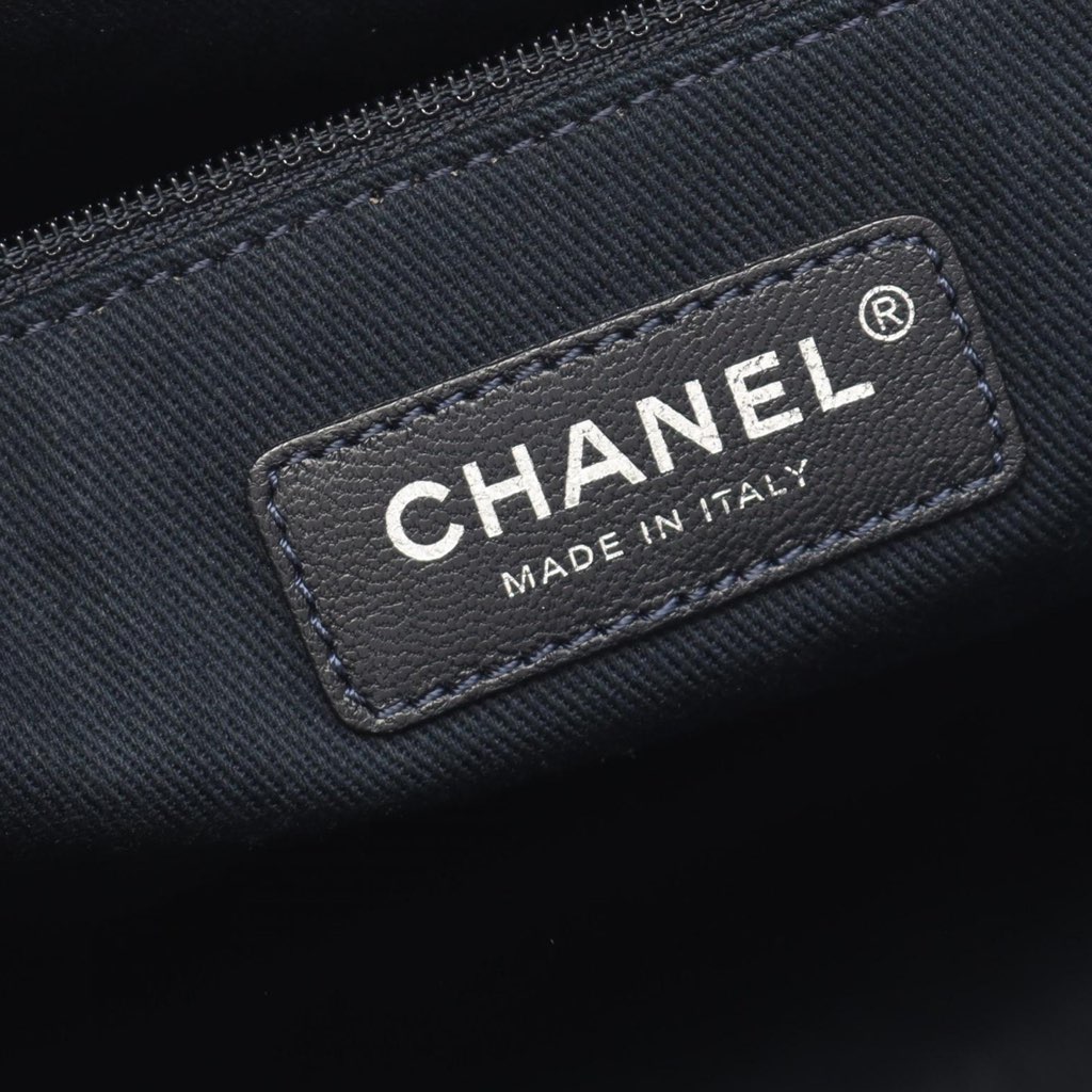 Chanel Small Raffia Deauville Tote - 4