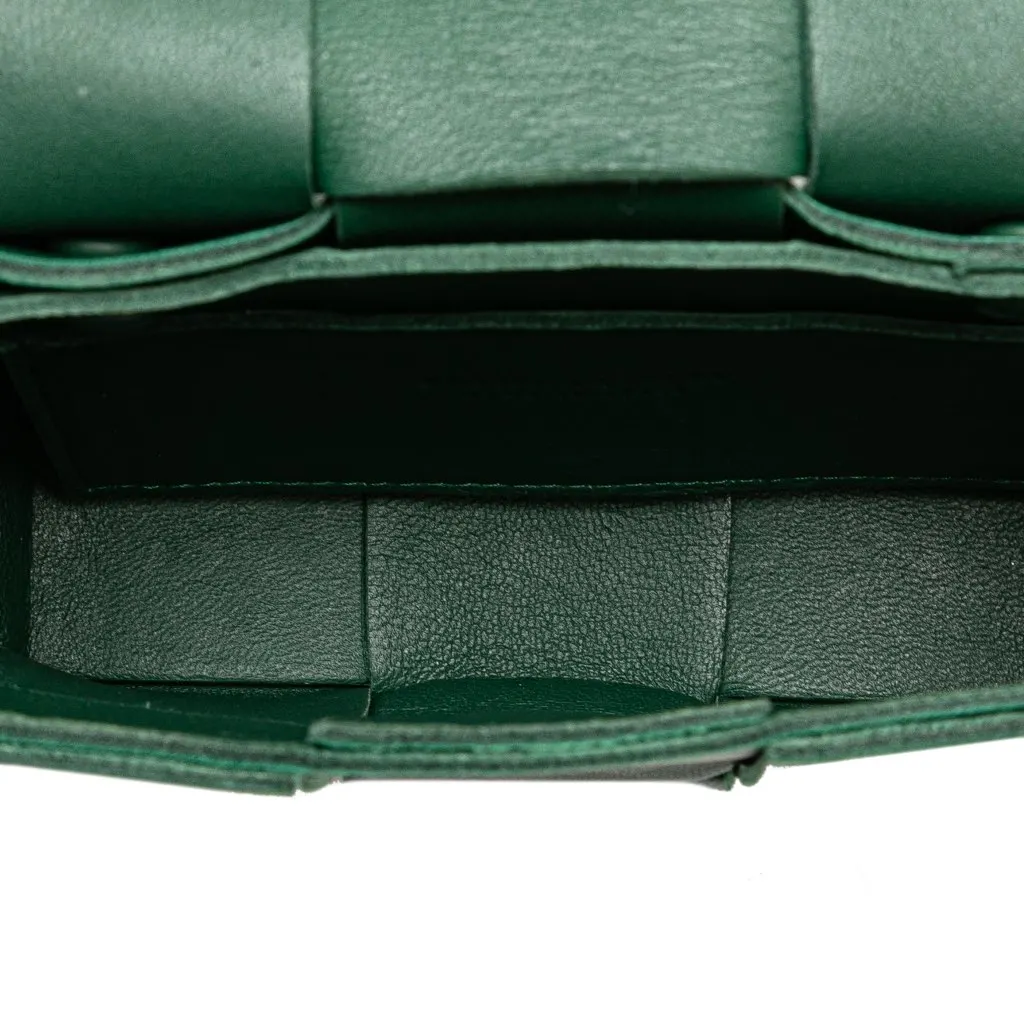 Bottega Veneta Candy Nappa Intrecciato Cassette Crossbody Green Leather Good - Model View