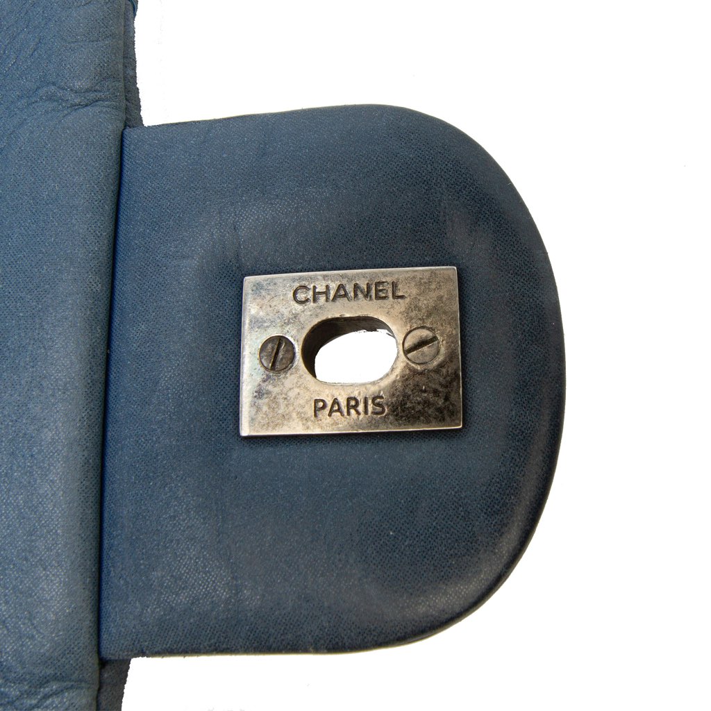 Chanel Jumbo Iridescent Calfskin In The Mix Flap - Image 10