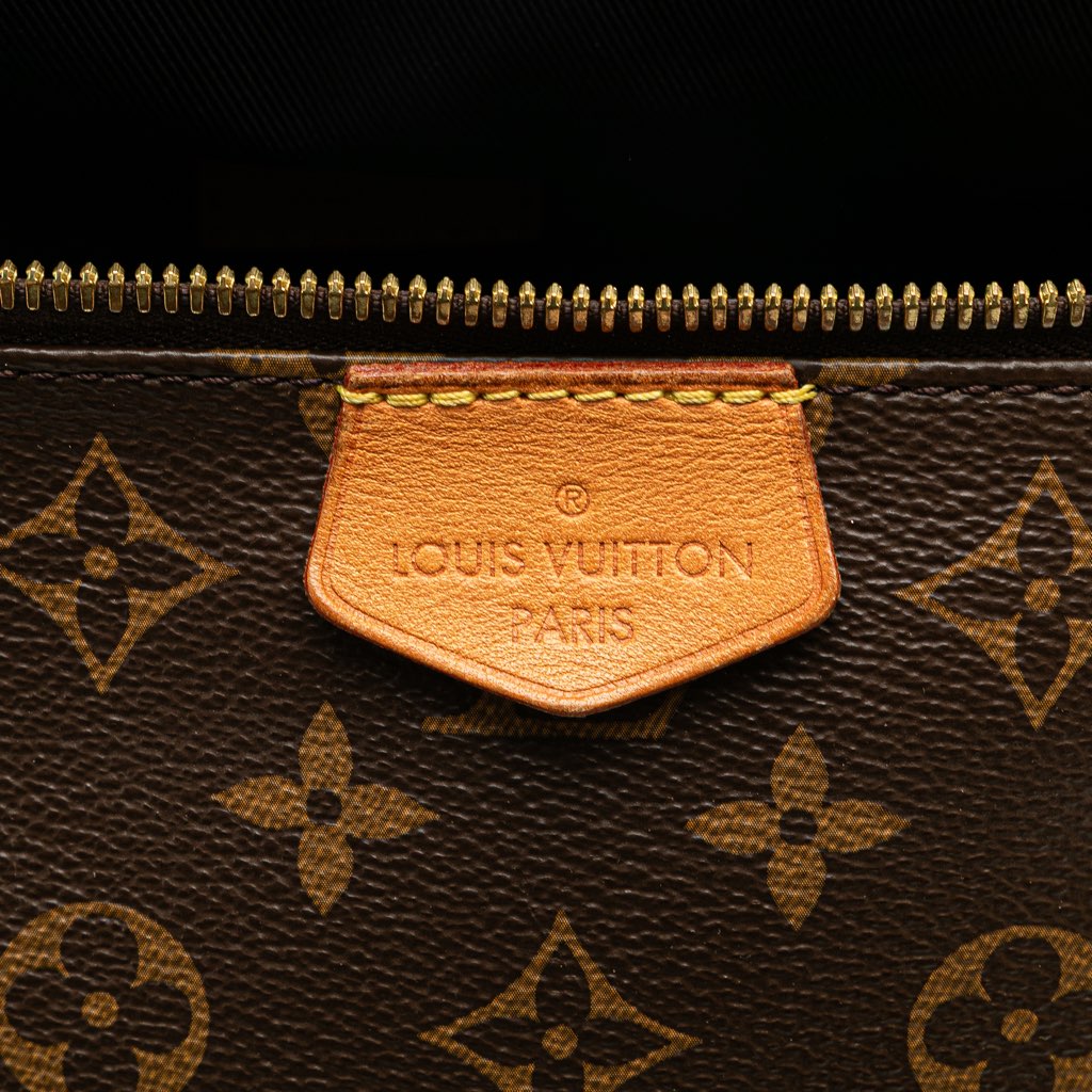 Louis Vuitton Monogram Bumbag - Detail 2