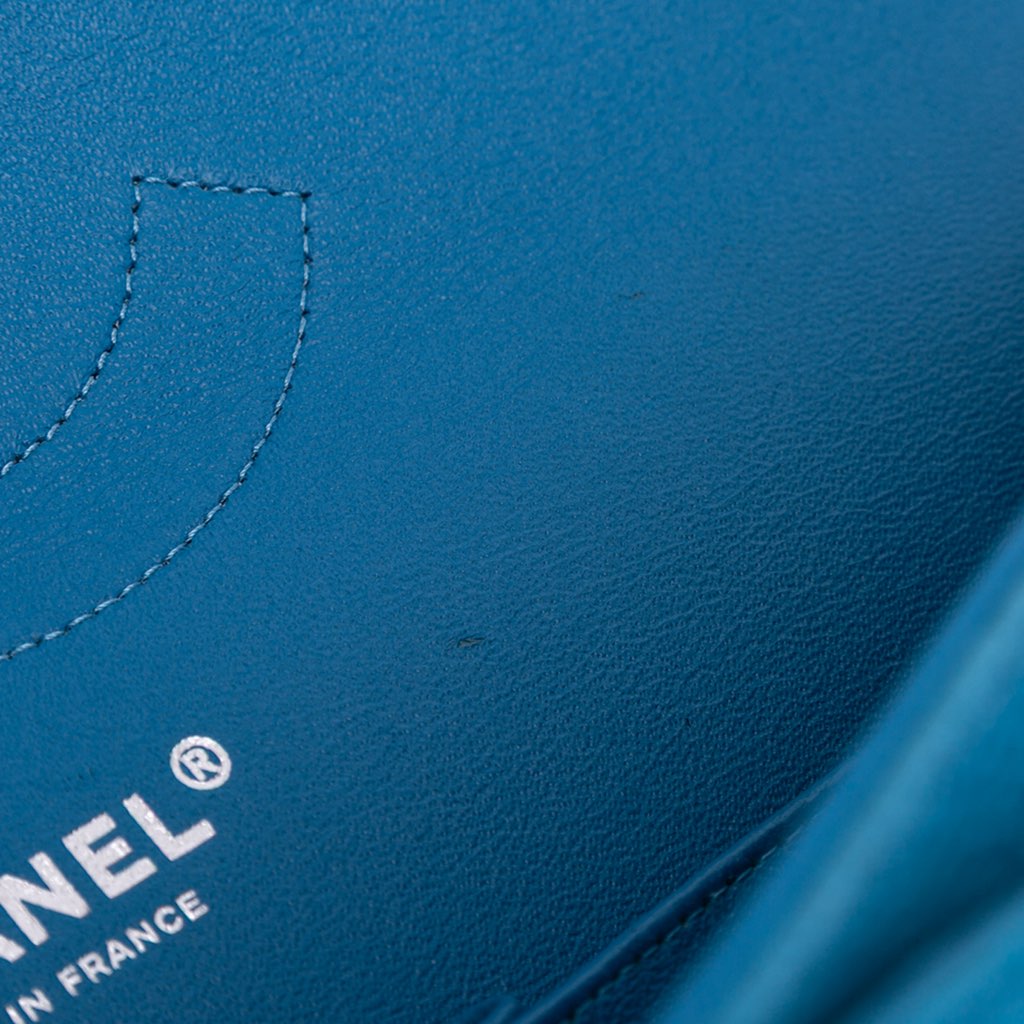 Chanel Jumbo Classic Caviar Double Flap - Detail 2