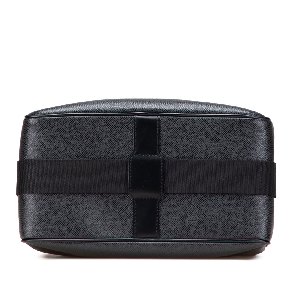 Louis Vuitton Taiga Reporter PM - 3