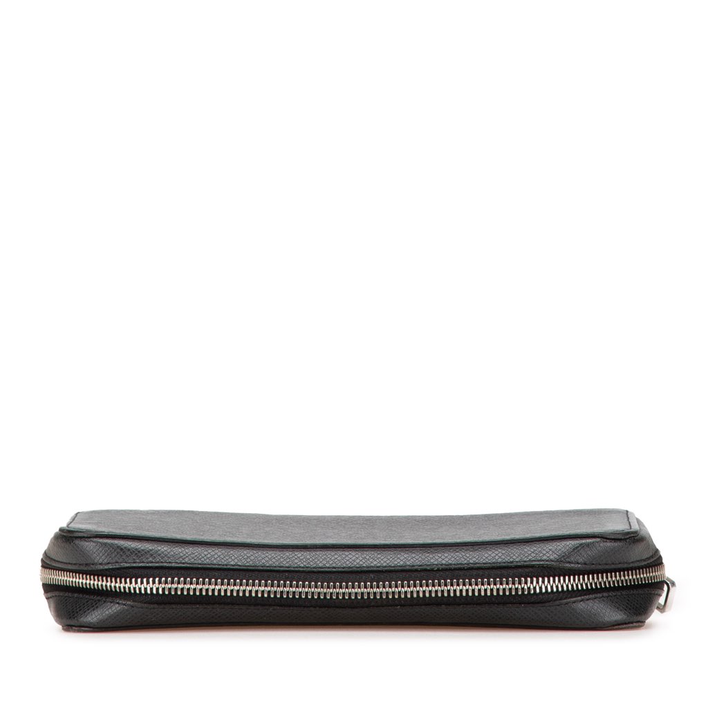 Louis Vuitton Taiga Zippy XL Long Wallet - 3