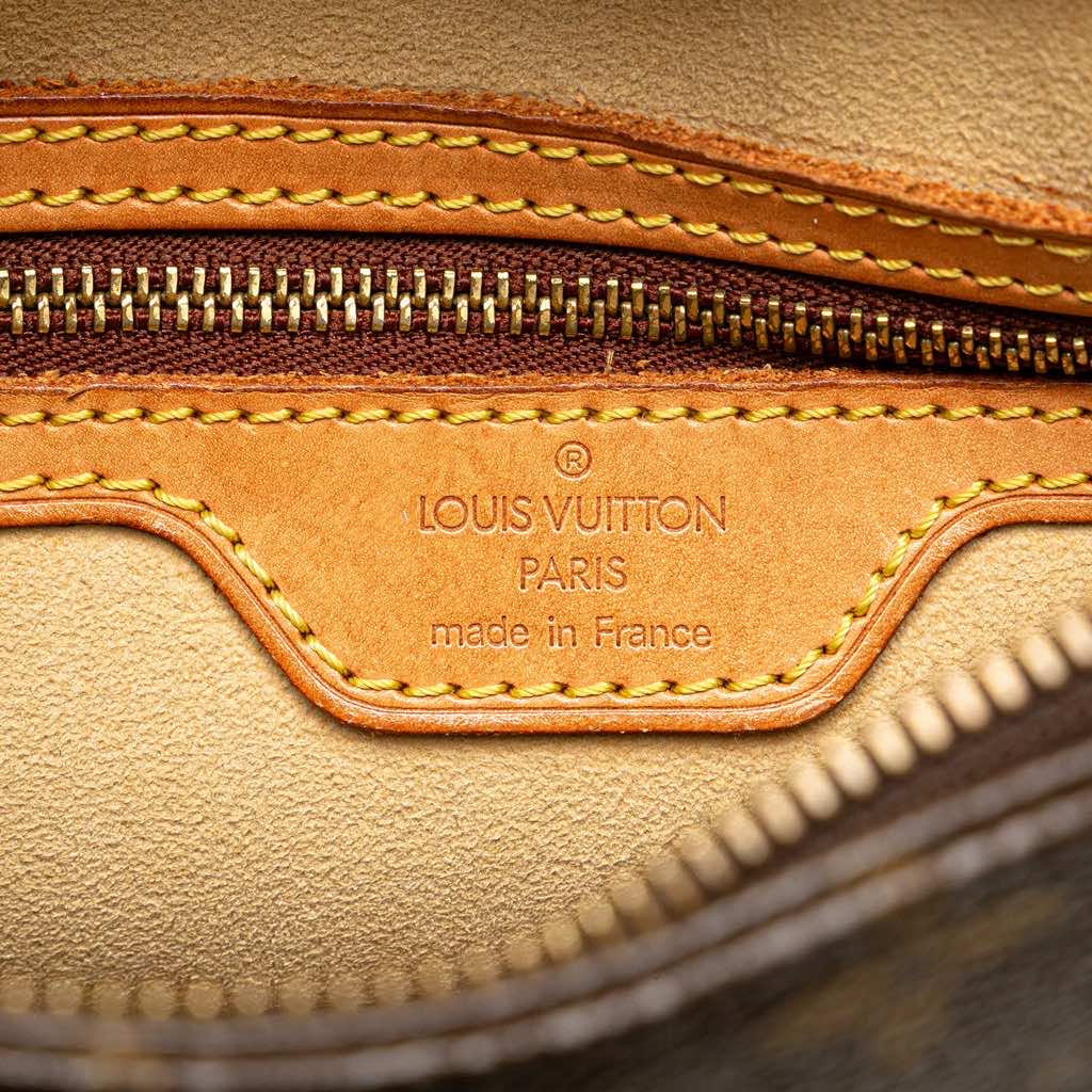 Louis Vuitton Monogram Looping MM - Side view