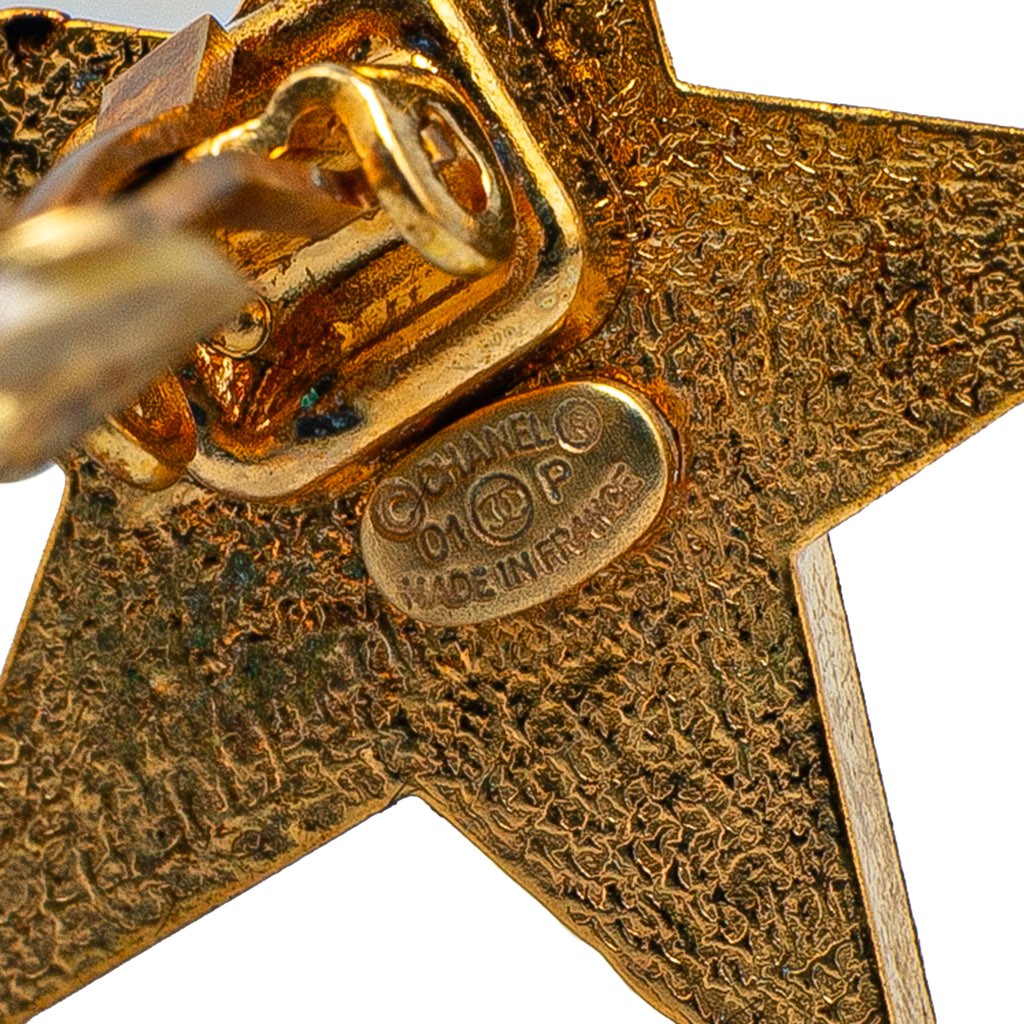 Chanel Gold Plated Enamel CC Star Clip on Earrings - 3
