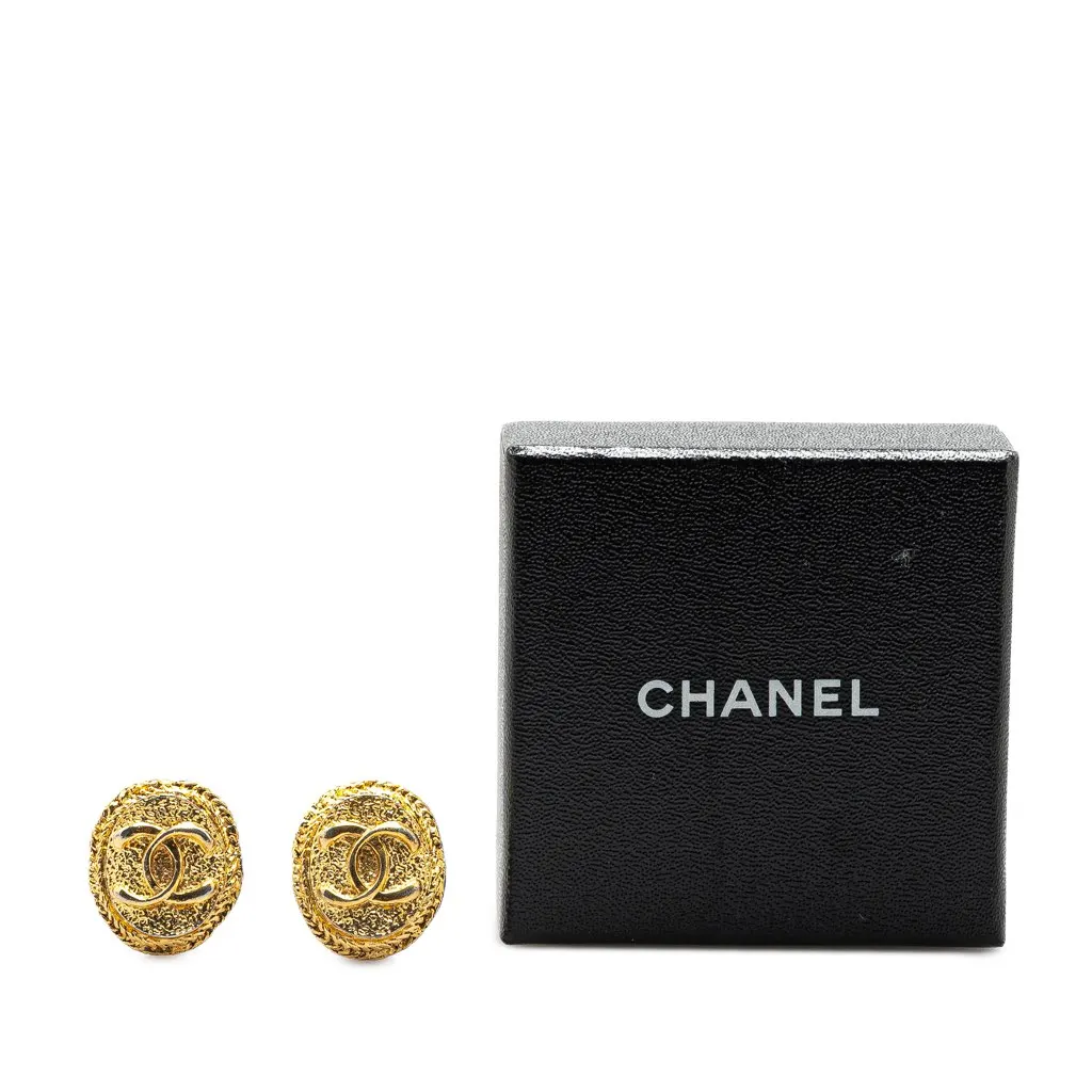 Chanel Gold Plated CC Round Clip On Earrings Gold Metal Good - Model View