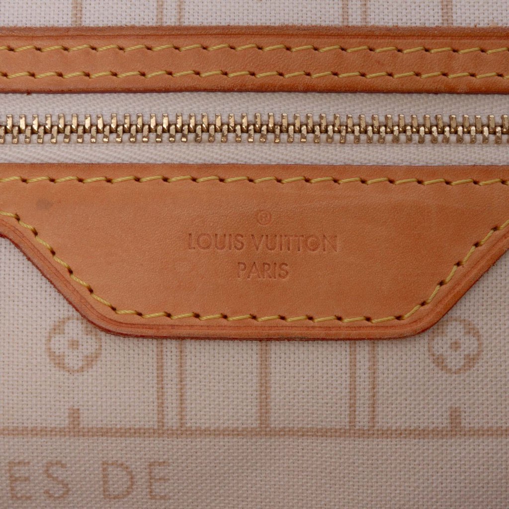 Louis Vuitton Damier Azur Neverfull MM - Side view