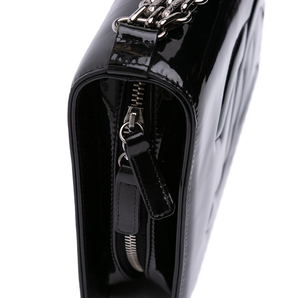 Chanel Mini CC Patent Clutch With Chain - Detail 1