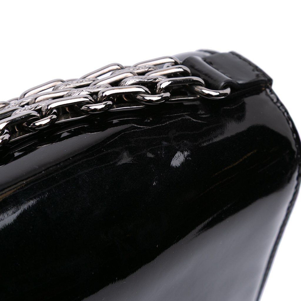 Chanel Mini CC Patent Clutch With Chain - Detail 2