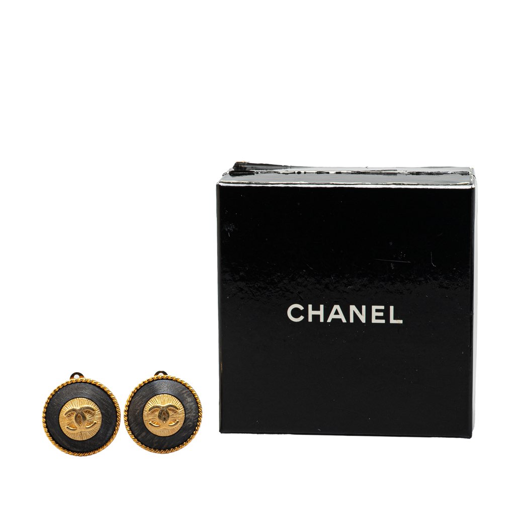 Chanel Gold Plated CC Round Clip on Earrings - 4
